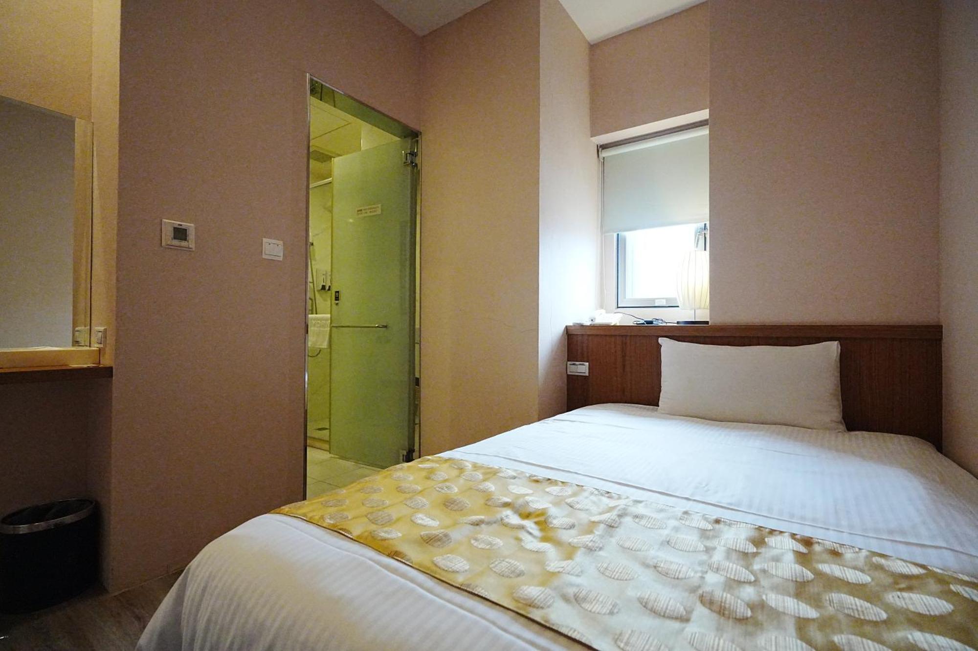 York Hotel Taipei Esterno foto